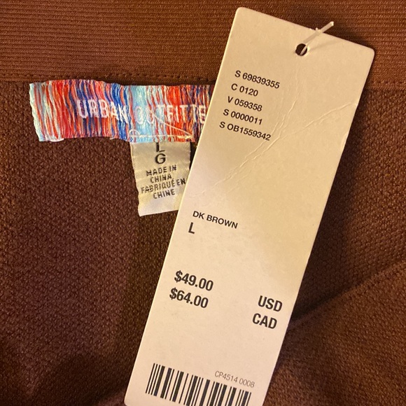 Urban Outfitters. Knit sweater mini skirt. Dark brown 🤎 Brand new. - Picture 7 of 7